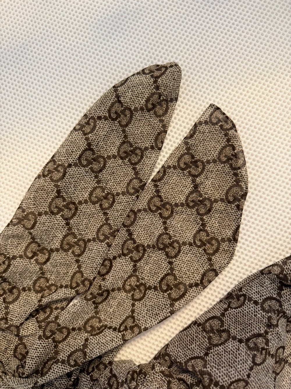 Gucci Beige and Brown GG Monogram Scarf - Picture 4 of 4